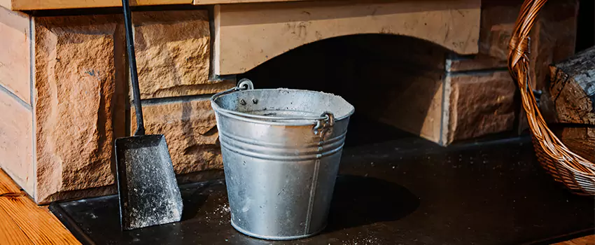 Clean The Fireplace Mantle And Hearth in Stevenson Ranch, California